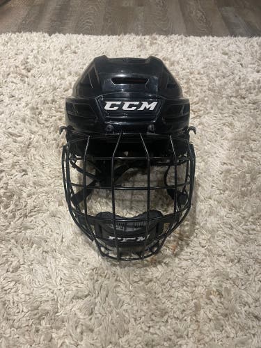 CCM tacks 710 Hockey player Helmet