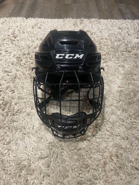 CCM tacks 710 Hockey player Helmet