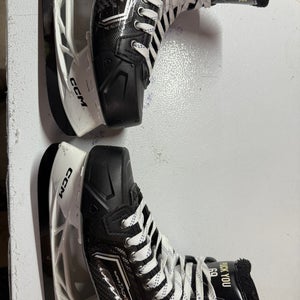 2021 CCM Super Tacks AS3 Pro Hockey Skates Wide Width   9 (Used)