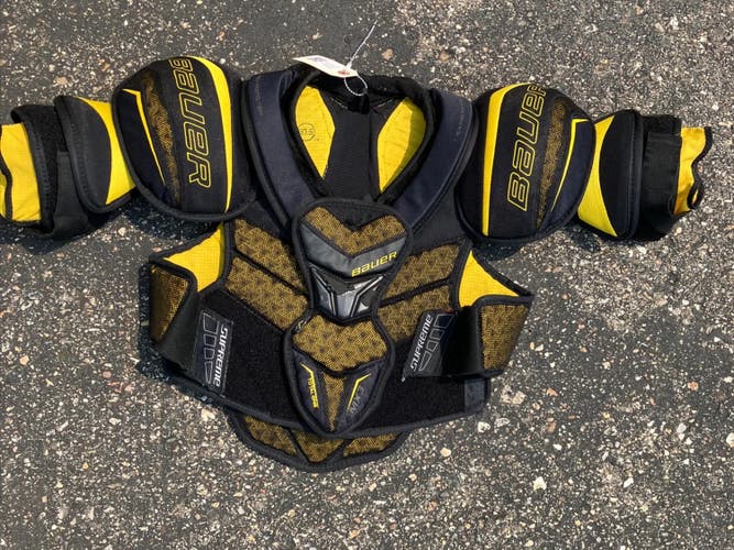 Bauer Supreme Total One MX3 Shoulder Pads | Senior Medium