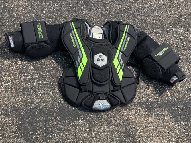 Youth Small / Medium Vaughn Velocity V8 Goalie Chest Protector (Used)