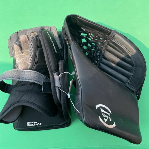 Youth Warrior Ritual G5 Goalie Glove & Blocker
