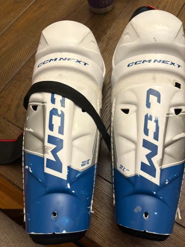 Junior CCM 12" Shin Pads