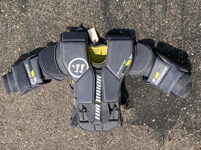Intermediate Small / Medium Warrior Ritual G2 Goalie Chest Protector (Used)