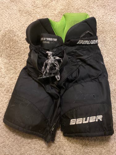Junior Small Bauer Supreme One80 Hockey Pants