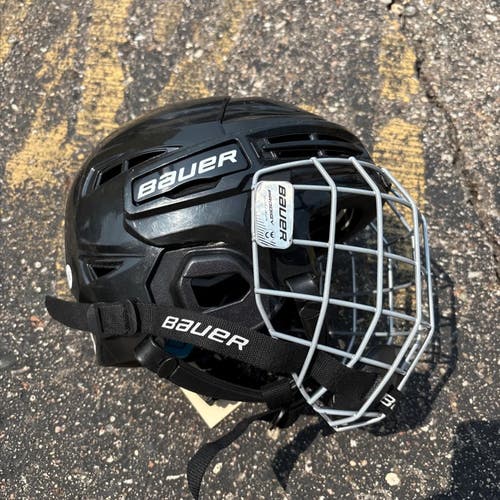 Youth Bauer Prodigy Helmet (Used)