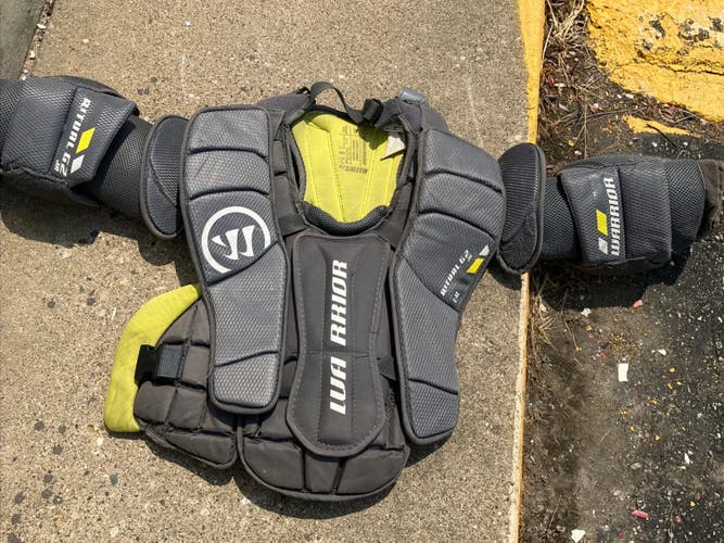 Junior Large/Extra Large Warrior Ritual G2 Goalie Chest Protector