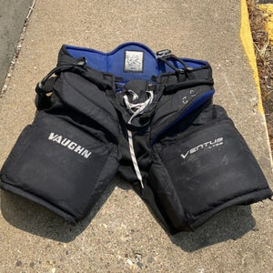 Junior Small Vaughn Ventus LT68 Hockey Goalie Pants (Used)