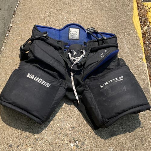 Junior Small Vaughn Ventus LT68 Hockey Goalie Pants (Used)