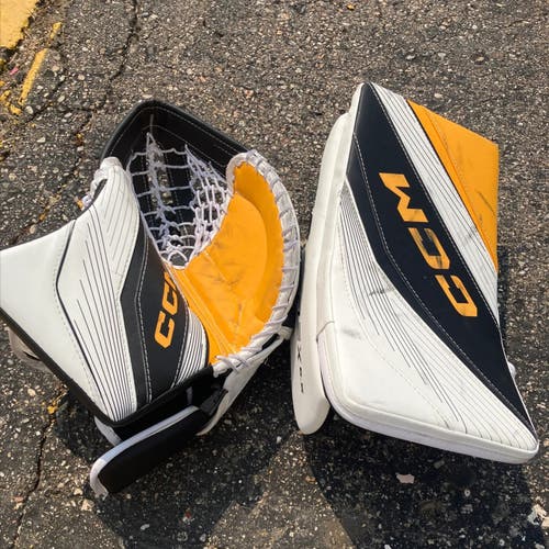 Junior CCM Eflex 6.5 Goalie Glove & Blocker | Black/Yellow