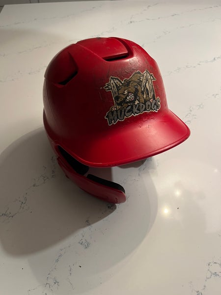 Small / Medium Easton Batting Helmet (Used)