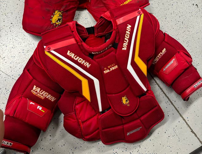 Large Vaughn Ventus SLR2 Goalie Chest Protector Pro Stock (Used)