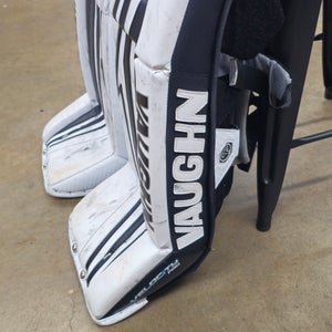 2020 33"+2 Vaughn Velocity V9 Pro Goalie Leg Pads (Used)