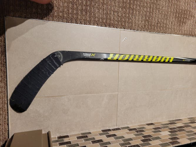 Senior Warrior Alpha QX4 Right Handed Hockey Stick W03 (Used)