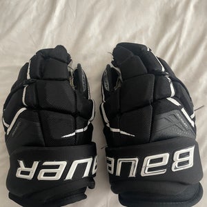 Bauer Supreme Mach Gloves 13" (Used)