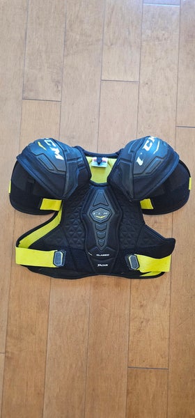 Large CCM Tacks Shoulder Pads (Used)