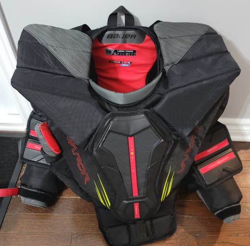 Large 2022 Bauer Vapor Hyperlite 2 Goalie Chest Protector (Used)