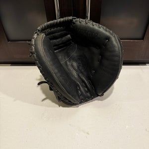 Mizuno RH Catcher's Samurai Baseball Glove 33" (Used)