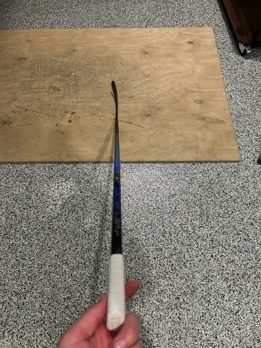 New Senior CCM RibCor Trigger 10 Pro Right Handed Hockey Stick P90  (New)