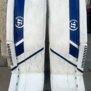 28" 2021 Warrior Ritual G5 Goalie Leg Pads (Used)