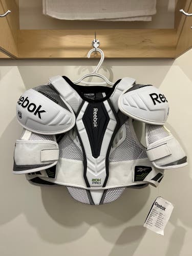 Reebok 20K Pro Shoulder Pads (New)