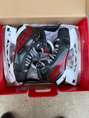 CCM Jetspeed FT680 Hockey Skates Regular Width  11 (Used)
