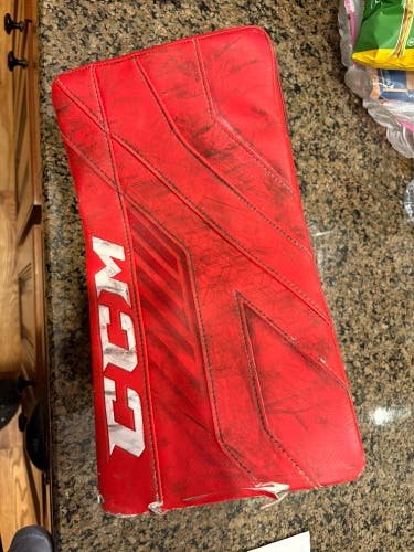 CCM Axis Pro Regular (Used)