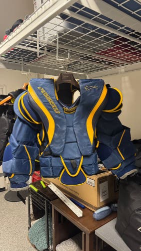 Passau Goalie Chest Protector – Small