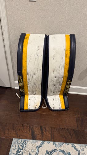 Passau Custom 33+2 Goalie set