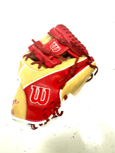 Used Wilson A500 BB/SB Glove RH Throw Brown 11" 11860-S000295489