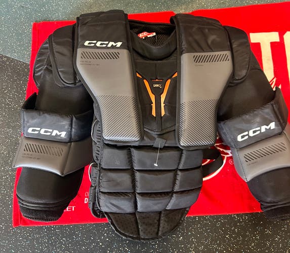 $800 NHL Red Wings Talbot CCM AB HOCKEY GOALIE CHEST Protector  Pro Stock Fit 3