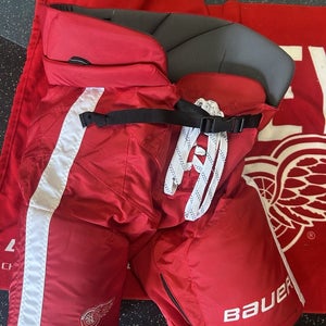 New Pro Stock NHL Detroit Red Wings Bauer Nexus Hockey Pants Senior Medium Fabbri