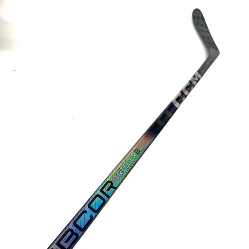 CCM Trigger 8 Pro LH 65 Flex P28 - RH1205