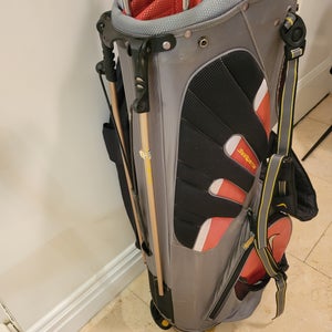 Nike Sasquatch Golf Bag