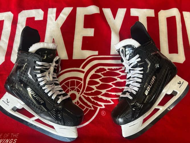 NHL Pro Stock Red Wings Bauer Supreme Mach Ice Hockey Skates 9.5 D Made Canada