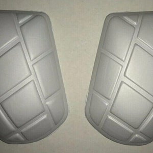 Nike Equipment Football Knee Pads Men's New with Tags Small Or Medium Left And Right Set
