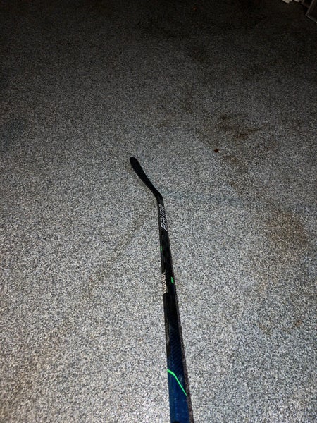 Senior Bauer Nexus Geo Left Hand Hockey Stick P28 (Used)