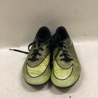Used Nike Soccer Cleats Kelly green Junior 03 11725-S000489730