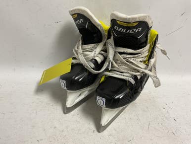Used Bauer SUPREME 3S Junior Goalie Skate Black Junior 01 11855-S000188981