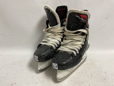 Used Bauer VAPOR 3X Intermediate Hockey Skate Intermediate 5.5 11855-S000188853