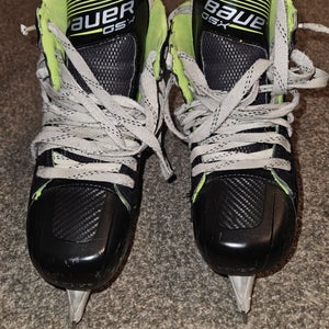 Bauer GSX Hockey Goalie Skates Regular Width Size 6 (Used)