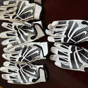3 Pairs Of Youth Nike Hyperdiamond Batting Gloves (Used)