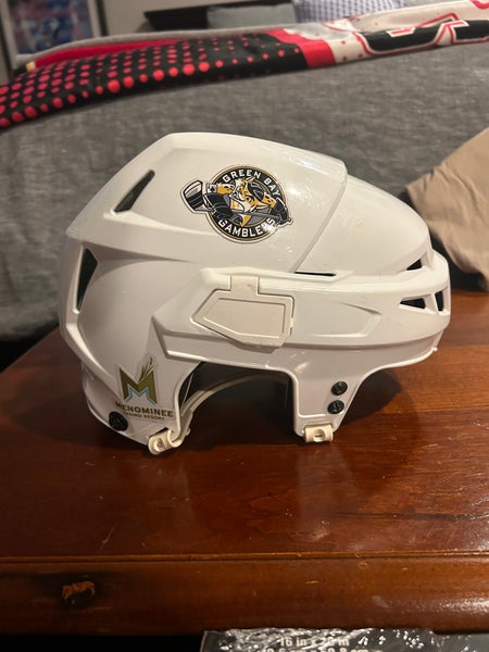 USHL Green Bay Gamblers CCM Vector V08 Hockey Helmet