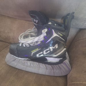 2024 CCM Tacks XF 80 Hockey Skates Regular Width Size 5 (Used)