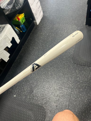 Used Akadema AKADEMA BB/SB Wood Bat 32" 11825-S000033933