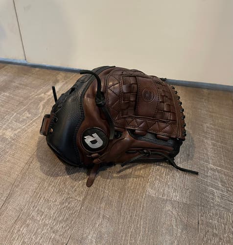 Demarini A2478 BB/SB Glove