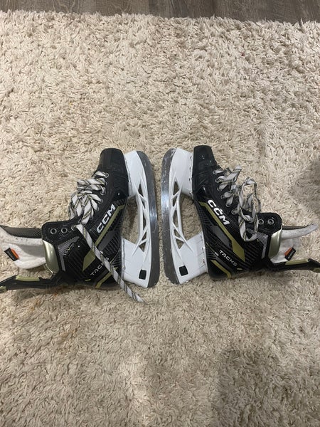 CCM AS-V Pro Hockey Skates