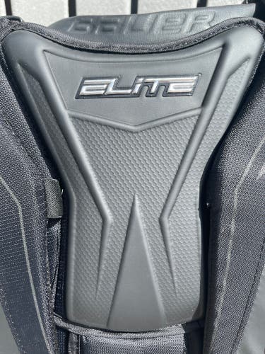 Small 2023 Bauer Elite Goalie Chest Protector (Used)