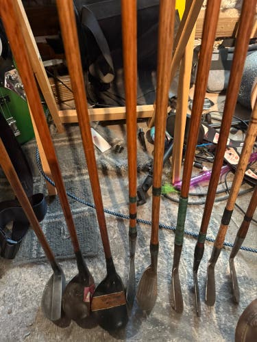Right Handed Clubs (Full Set) 9 Pieces (Used)