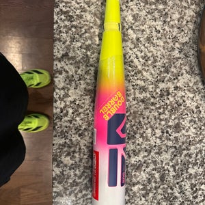 Easton EUT6DUB5 Bat  (-8) 23 oz 31" (New)